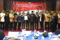 Plt. Sekda Aceh,  M. Nasir, S.IP, MPA,  menghadiri diskusi strategis membahas draf Rancangan Revisi Undang-Undang Nomor 11 Tahun 2006 tentang Pemerintahan Aceh (UUPA) yang di inisiasi oleh Dewan Perwakilan Rakyat Aceh (DPRA) bersama Forum Bersama (Forbes) DPR/DPD RI asal Aceh yang digelar di Aula Badan Penghubung Pemerintah Aceh (BPPA), Cikini, Jakarta, Kamis (22/5/2025).