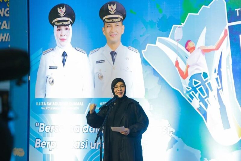 Wali Kota Banda Aceh, Hj. Illiza Sa’aduddin Djamal