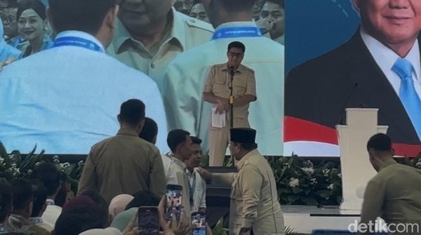 Presiden Prabowo Subianto dalam acara akad 26.000 unit rumah FLPP di Cileungsi Bogor.Foto: detikcom.