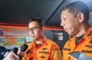 Direktur Operasi Pencarian dan Pertolongan Basarnas Laksamana Pertama TNI Yudhi Bramantyo (kiri) dan Kepala Kantor SAR Surabaya, Nanang Sigit di posko asrama putri Ponpes Al-Khoziny, Kecamatan Buduran, Sidoarjo, Minggu (5/10/2025). Foto: Farusma Okta Verdian/kumparan
